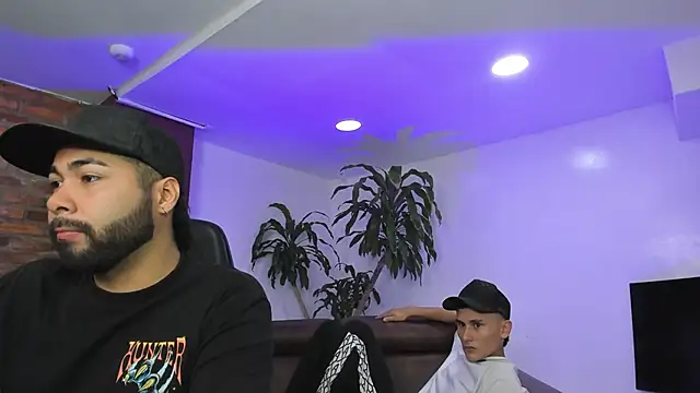 HotThreesoome online show from 14, 12, 2025