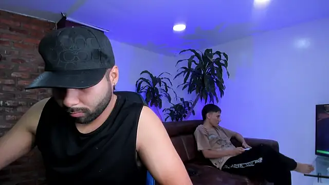 HotThreesoome online show from 19, 12, 2025