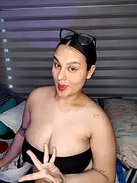 Snapshot of Valeriaa_21 chatting on 6, 5, 2026 Valeriaa 21 online show from 6, 5, 2026
