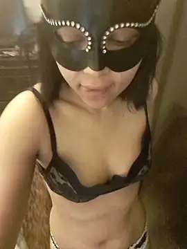 h4cPaolaMascherata online show from 6, 4, 2026