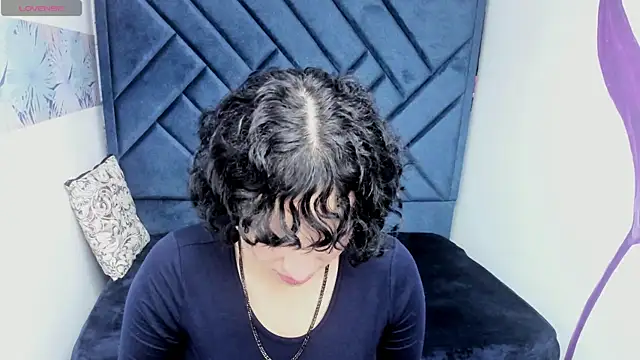 Kiara Fox   online show from 9, 1, 2026