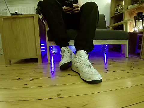 Snapshot of jonas_camboy chatting on 20, 12, 2025 jonas camboy online show from 20, 12, 2025