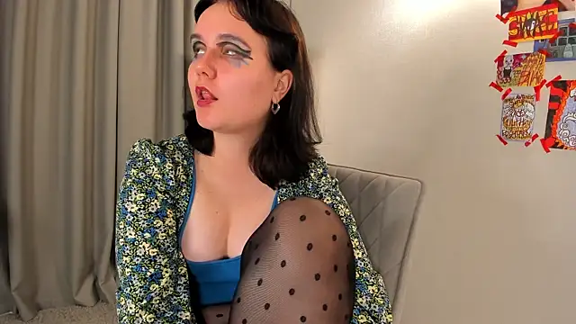 TracyLilith online show from 13, 12, 2025