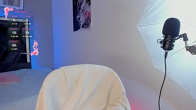 Snapshot of miajonesblowjob chatting on 16, 3, 2026 miajonesblowjob online show from 16, 3, 2026