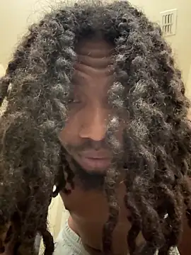 Snapshot of justinsider3000 chatting on 17, 12, 2025 justinsider3000 online show from 17, 12, 2025