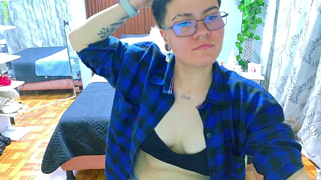 Snapshot of geminis_xxx chatting on 10, 4, 2026 geminis xxx online show from 10, 4, 2026