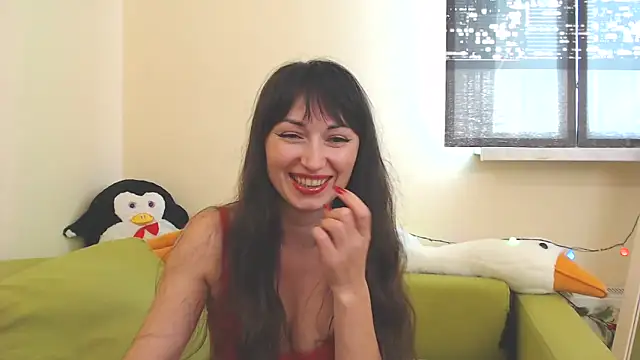 Snapshot of RosiAlina chatting on 15, 12, 2025 RosiAlina online show from 15, 12, 2025