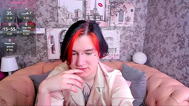 Snapshot of winxxxyy chatting on 15, 12, 2025 winxxxyy online show from 15, 12, 2025