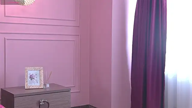 Snapshot of KendallVelvet chatting on 23, 4, 2026 KendallVelvet online show from 23, 4, 2026