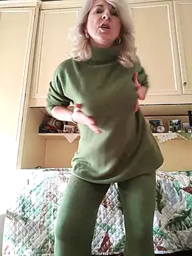 AhlyssaLove1155 online show from 22, 12, 2025