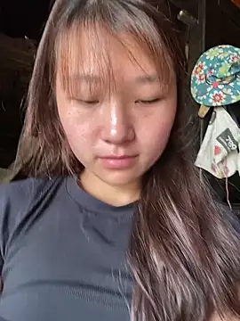 hinata-xx online show from 15, 4, 2026