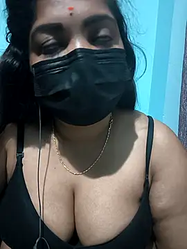 Snapshot of Shaksana-reddy chatting on 20, 12, 2025 Shaksana-reddy online show from 20, 12, 2025