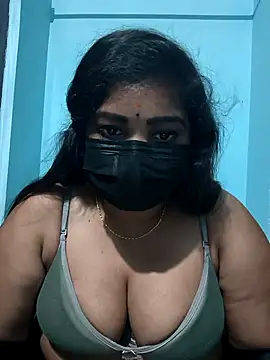 Snapshot of Shaksana-reddy chatting on 20, 12, 2025 Shaksana-reddy online show from 20, 12, 2025