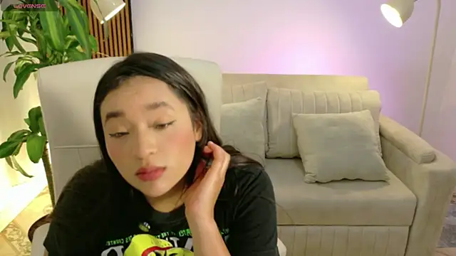 Snapshot of IAM__ZARA chatting on 14, 4, 2026 IAM ZARA online show from 14, 4, 2026