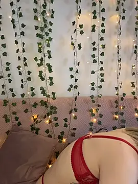 Snapshot of meli_sun chatting on 15, 12, 2025 meli sun online show from 15, 12, 2025