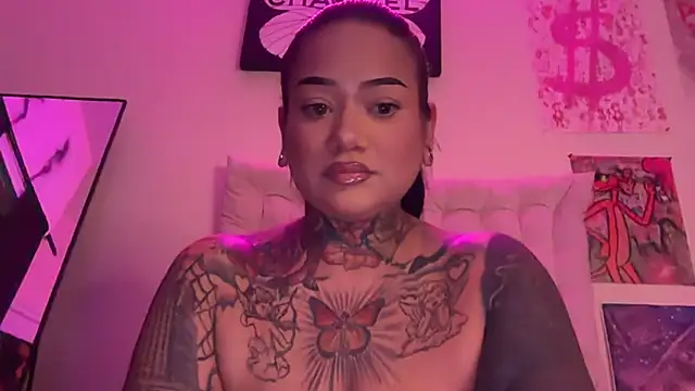 Snapshot of Itsonlyvirgo chatting on 2, 3, 2026 Itsonlyvirgo online show from 2, 3, 2026