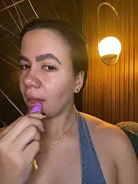 Snapshot of ValentinaEliot chatting on 5, 4, 2026 ValentinaEliot online show from 5, 4, 2026