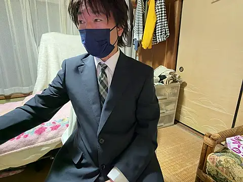 Snapshot of Hirokazu_12 chatting on 2, 2, 2026 Hirokazu 12 online show from 2, 2, 2026