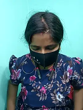 Snapshot of Anushka_singh32 chatting on 18, 12, 2025 Anushka singh32 online show from 18, 12, 2025