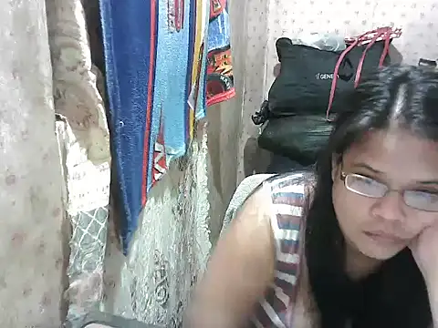 Hotty babe23 online show from 14, 12, 2025