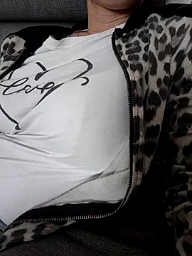 Snapshot of LaNenaWendy chatting on 24, 4, 2026 LaNenaWendy online show from 24, 4, 2026