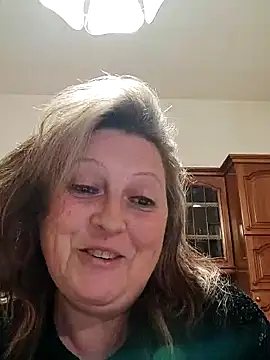 Snapshot of axell58 chatting on 17, 12, 2025 axell58 online show from 17, 12, 2025