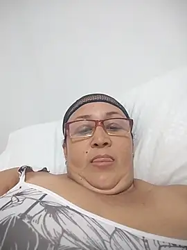 Nini Love  online show from 1, 3, 2026