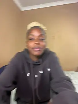 Snapshot of xSATIVAx chatting on 4, 3, 2026 xSATIVAx online show from 4, 3, 2026