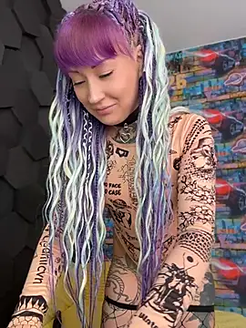 Snapshot of Tattoo__Moon chatting on 23, 4, 2026 Tattoo Moon online show from 23, 4, 2026