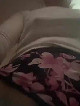 Snapshot of Bellaa25 chatting on 28, 3, 2026 Bellaa25 online show from 28, 3, 2026