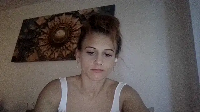 Snapshot of Bellaa25 chatting on 26, 4, 2026 Bellaa25 online show from 26, 4, 2026