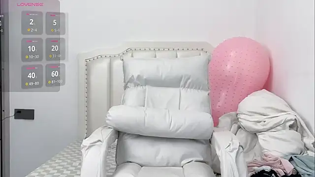 Snapshot of tiantian-160 chatting on 1, 6, 2026 tiantian-160 online show from 1, 6, 2026