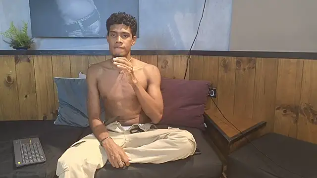 Snapshot of sweet__ethan chatting on 16, 12, 2025 sweet ethan online show from 16, 12, 2025