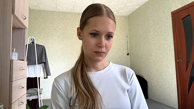 ZaidaSchwarten online show from 17, 3, 2026