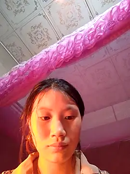 Snapshot of Lomay69 chatting on 17, 12, 2025 Lomay69 online show from 17, 12, 2025