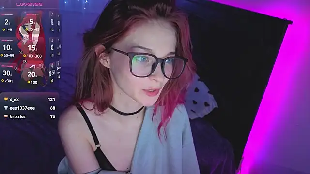 Snapshot of Angel_Bruh chatting on 15, 12, 2025 Angel Bruh online show from 15, 12, 2025