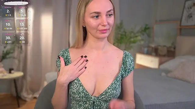 Snapshot of Carollllina chatting on 17, 12, 2025 Carollllina online show from 17, 12, 2025