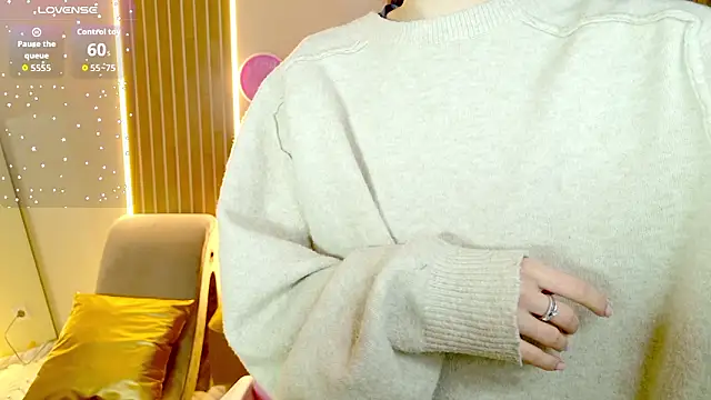 MaxinCarroll online show from 2, 2, 2026