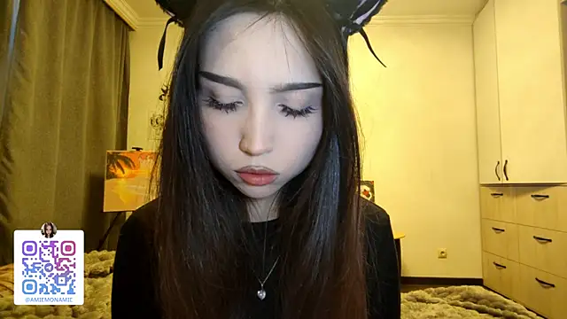 Qwami Amie online show from 18, 1, 2026