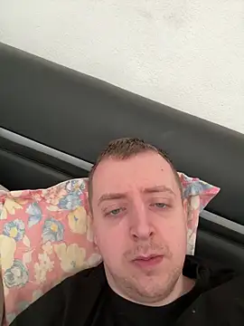 BezzBoiixh online show from 1, 1, 2025