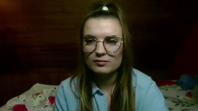 Snapshot of VanessaHard chatting on 17, 12, 2025 VanessaHard online show from 17, 12, 2025