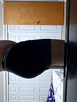 Snapshot of Rizzle9800 chatting on 19, 12, 2025 Rizzle9800 online show from 19, 12, 2025