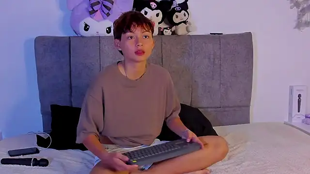 Snapshot of tefi_meow_ chatting on 12, 3, 2026 tefi meow online show from 12, 3, 2026