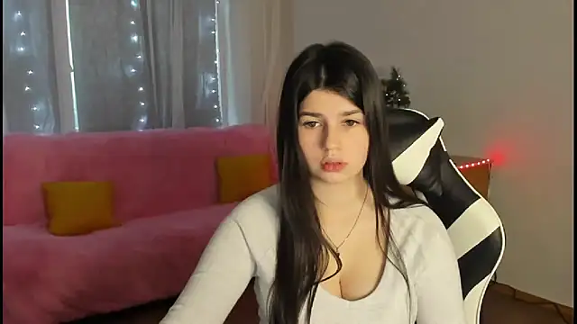 KisaModel online show from 22, 12, 2025