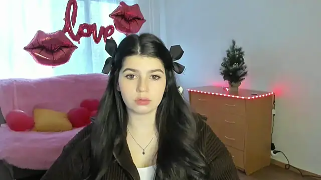 KisaModel online show from 15, 2, 2026