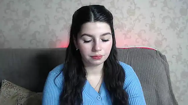 KisaModel online show from 10, 3, 2026