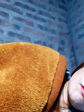 yana-zz online show from 7, 3, 2026