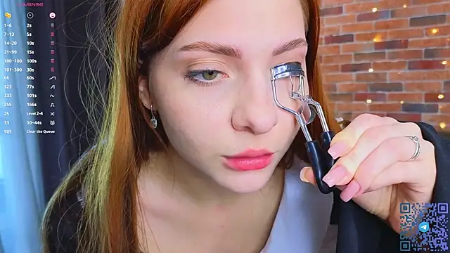 Snapshot of VelvetZephra chatting on 11, 4, 2026 VelvetZephra online show from 11, 4, 2026