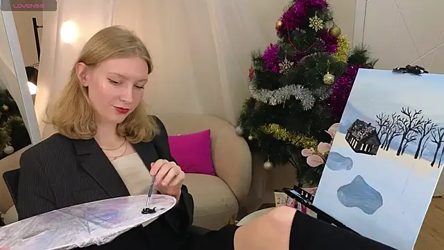 Snapshot of AsyaLumi chatting on 16, 12, 2025 AsyaLumi online show from 16, 12, 2025