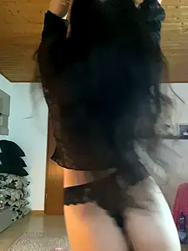 Snapshot of ValexieLux chatting on 8, 1, 2026 ValexieLux online show from 8, 1, 2026